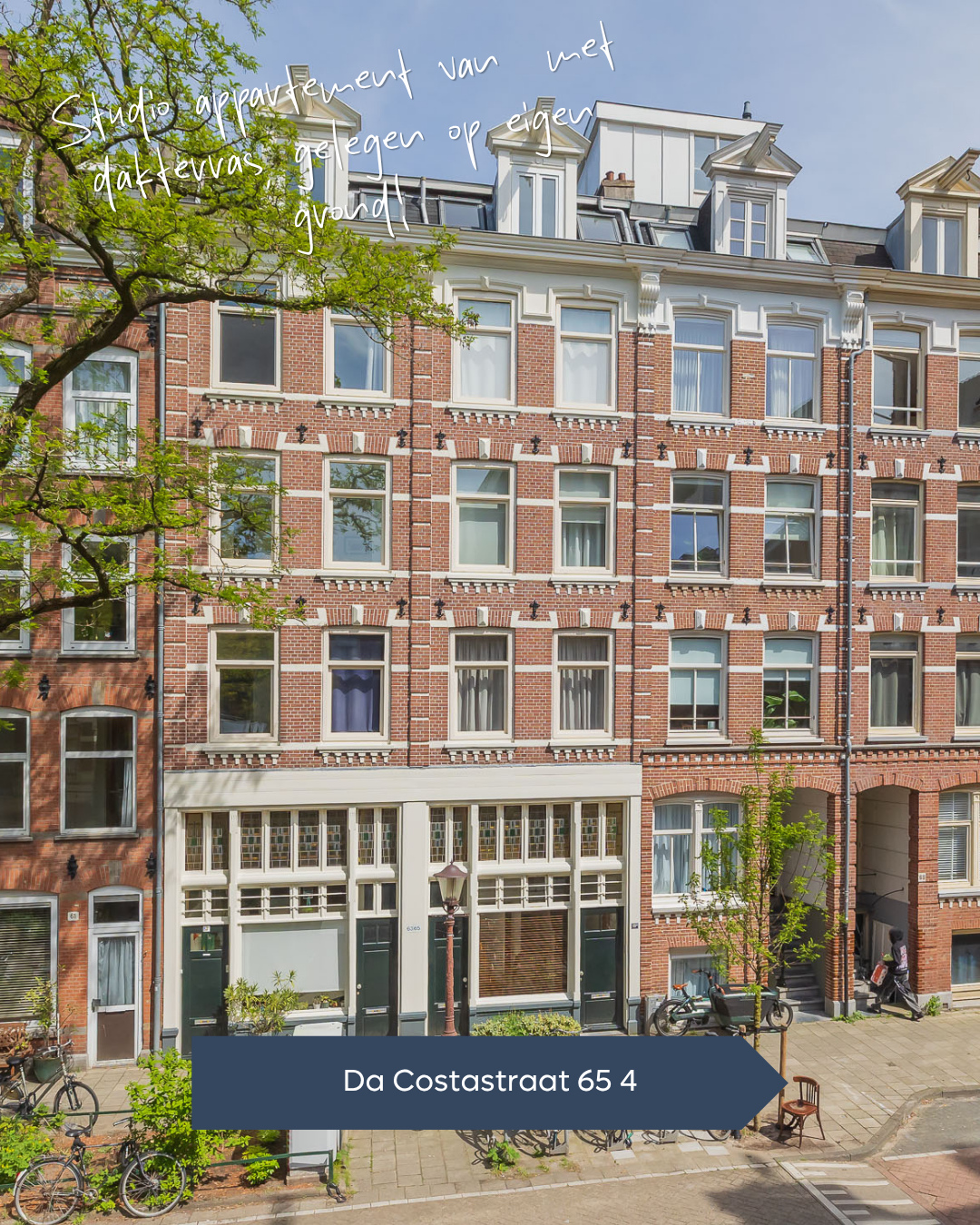 𝐓𝐄 𝐊𝐎𝐎𝐏 🏠 Thuis begint op de Da Costastraat 65 IV, een heerlijk licht studio appartement van circa 40,2 m² met dakterras,...