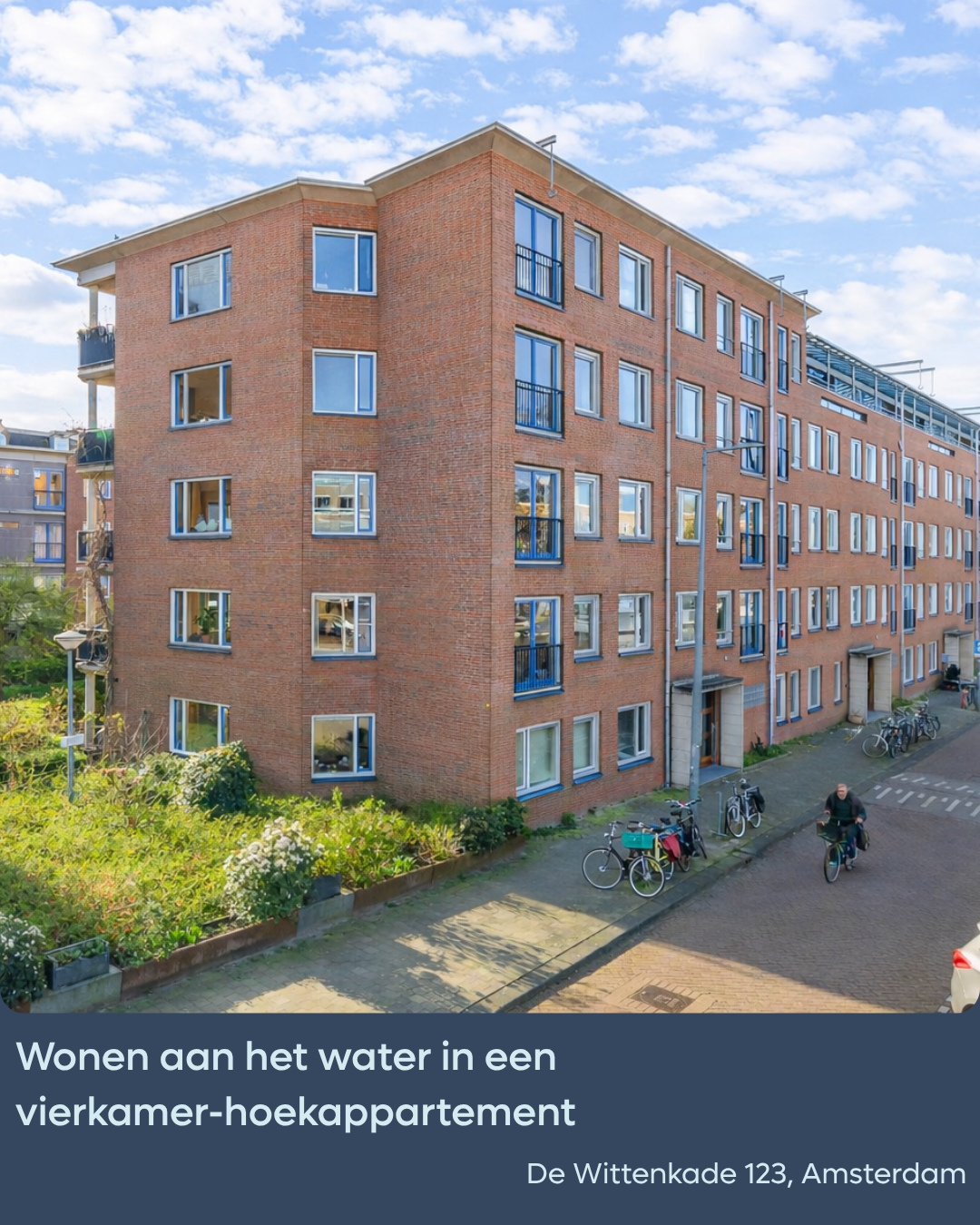 𝐓𝐄 𝐊𝐎𝐎𝐏 🏡 Heerlijk licht en ruim vierkamer-hoekappartement aan het water in de geliefde Staatsliedenbuurt☀️ Gelegen op de...