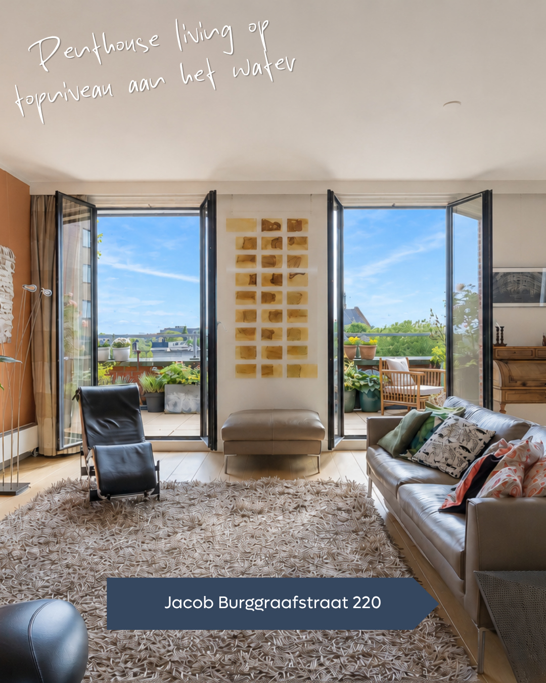 𝐓𝐄 𝐊𝐎𝐎𝐏 🏠 ⁠Penthouse living aan het water ✨🌿⁠
⁠
Op de vijfde en tevens hoogste verdieping van Het Groenland ligt dit...